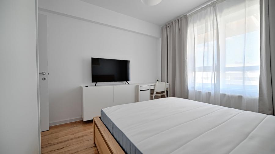Apartament cu 3 camere decomandat, mobilat în Militari