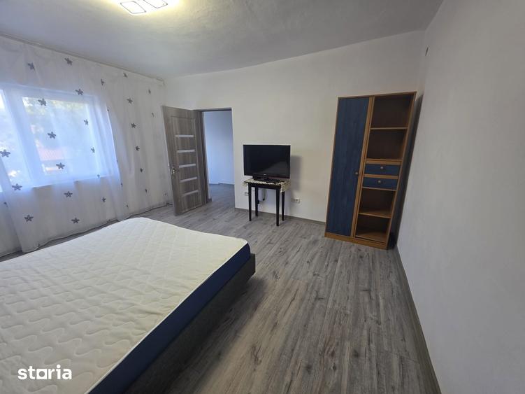 Casă cu 2 camere cu Teren 1300 Mp în Davidești