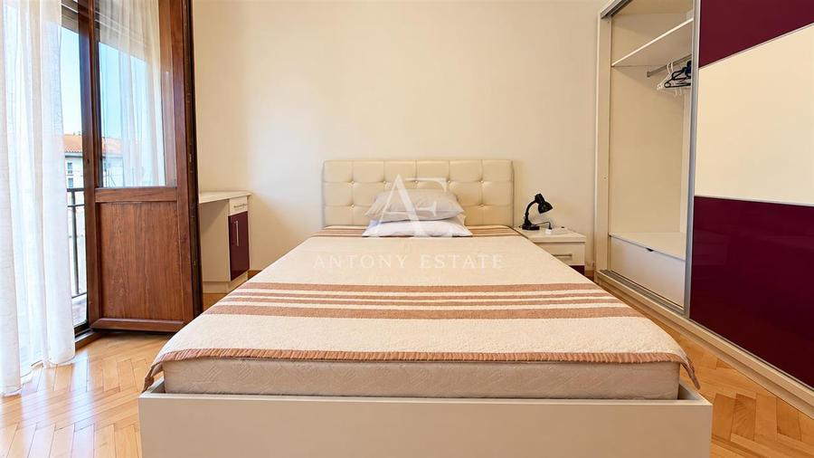 Apartament cu 2 camere decomandat în Ultracentral
