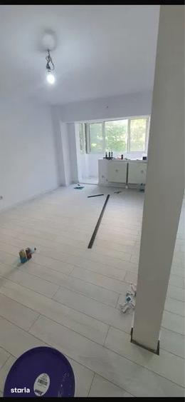 Garsonieră decomandată în Rahova