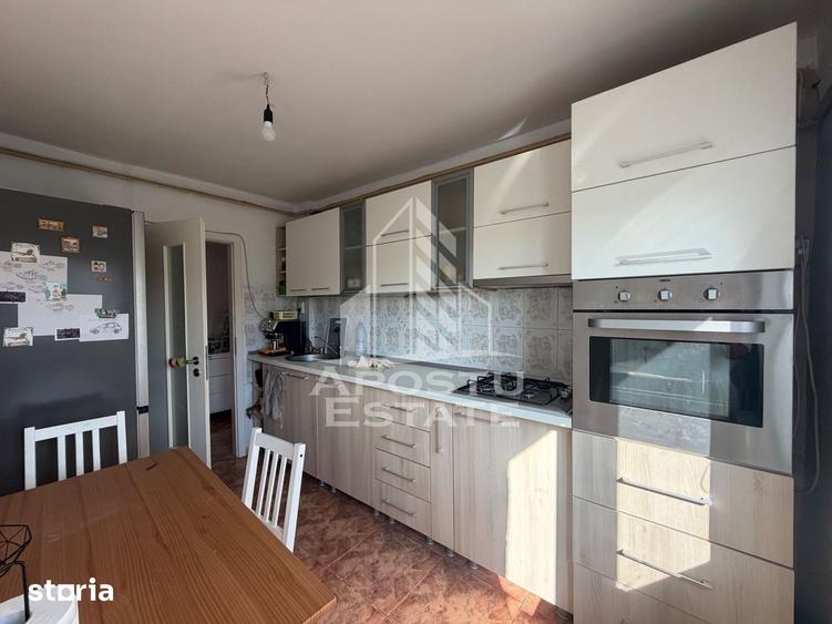 Apartament cu 2 camere decomandat în Bucovina