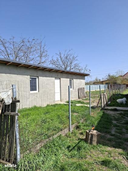 Casă cu 3 camere în Măcărești