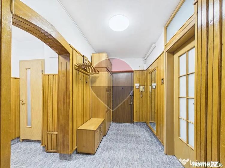 Apartament cu 3 camere spatios de inchiriat in zona 13 Se... - 10