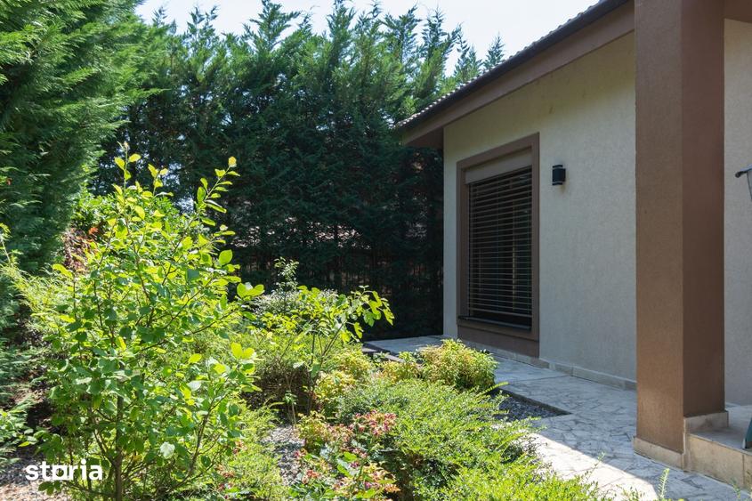 Casă cu 4 camere cu Teren 931 Mp în Iorga