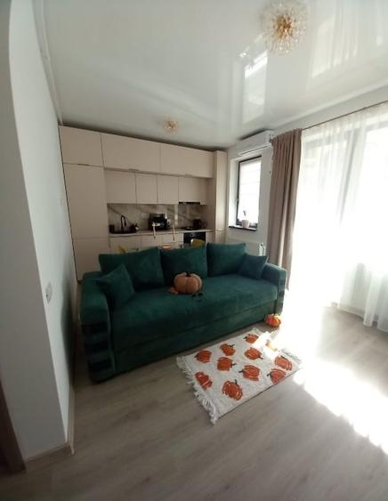 Apartament cu 2 camere semidecomandat, mobilat în Tomis Nord