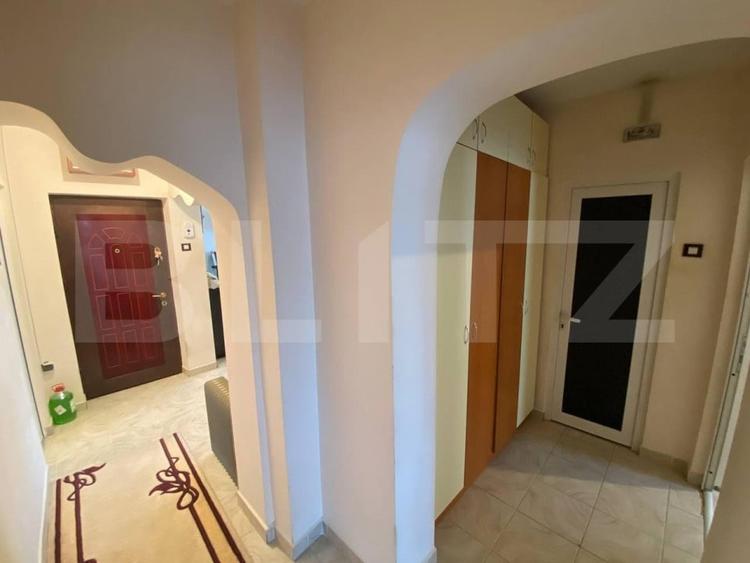 Apartament cu 3 camere decomandat, mobilat în Gară