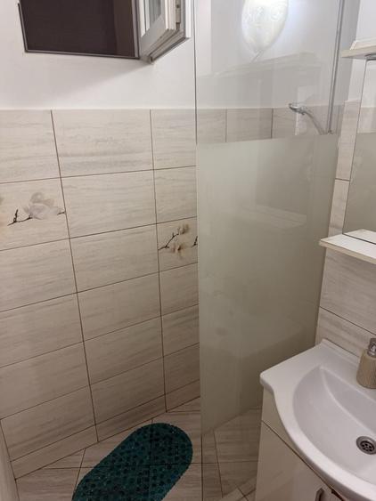 Apartament cu 2 camere nedecomandat în Fizicienilor
