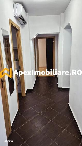 Apartament cu 3 camere decomandat, mobilat în Tineretului