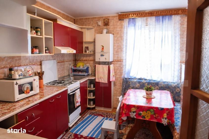 Casă cu 4 camere în Sârbi
