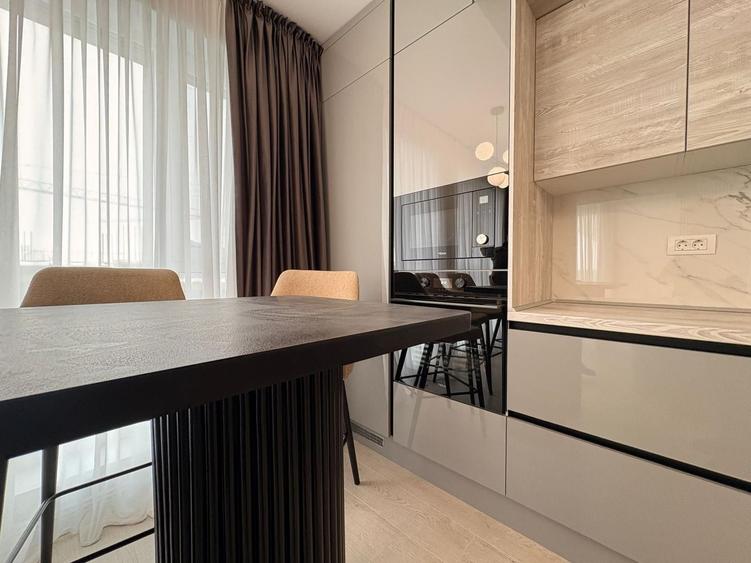 Apartament cu 3 camere decomandat, mobilat în Pipera