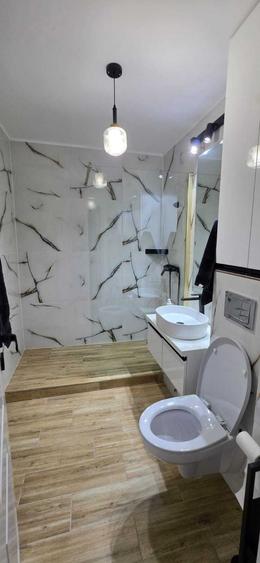 Apartament cu 2 camere decomandat în Tineretului