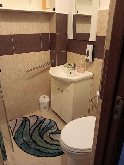 Inchiriez apartament 2 camere - 4