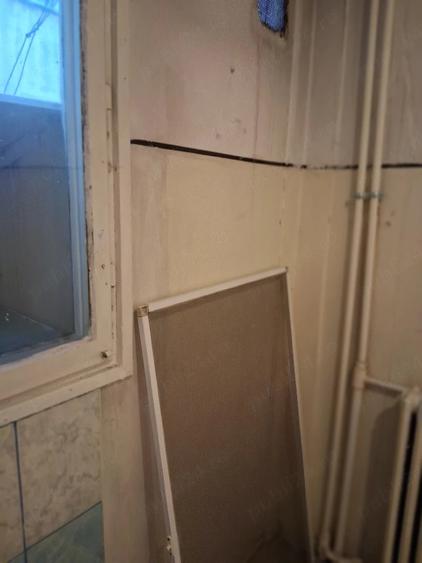 Apartament cu 2 camere decomandat în Victoriei