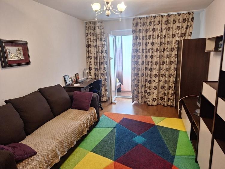 Apartament cu 2 camere decomandat în Radu Negru