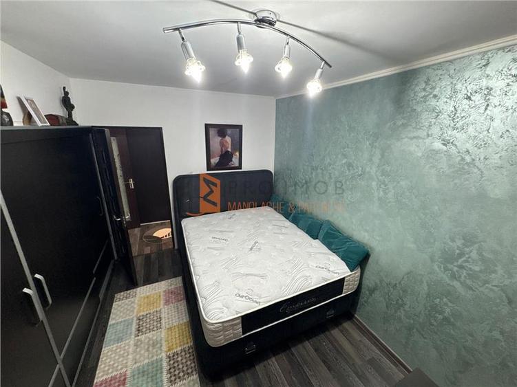 Apartament cu 3 camere decomandat, mobilat în 1 Decembrie