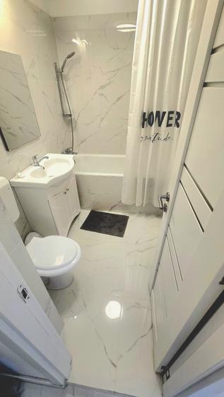 Apartament cu 3 camere decomandat în Semicentral