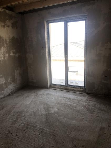 Casă cu 4 camere în Nord