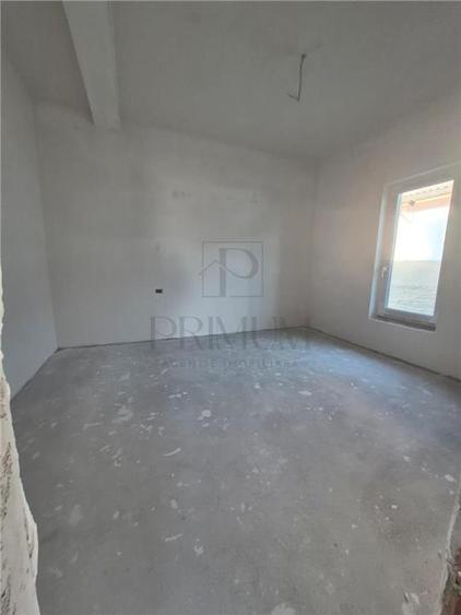 Duplex cu 3 camere cu Canalizare în Moșnița Nouă