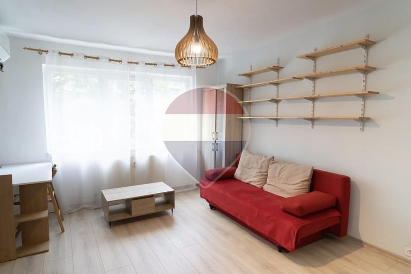 Apartament cu 2 camere de vânzare în zona Dacia - 1