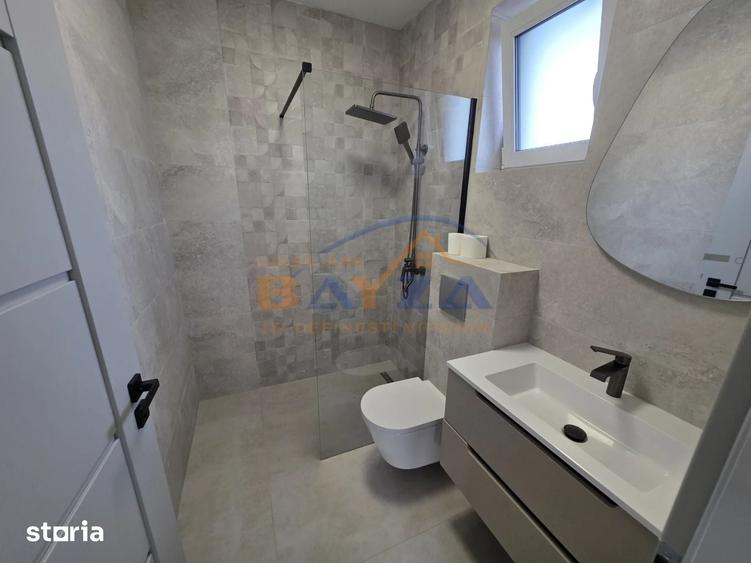 Casă cu 4 camere cu Teren 550 Mp în Central
