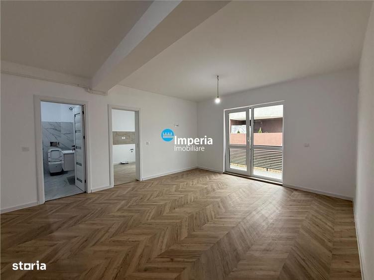 Apartament cu 3 camere în Păcurari