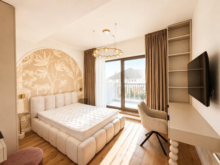 Duplex cu 5 camere cu Teren 300 Mp în Sisești