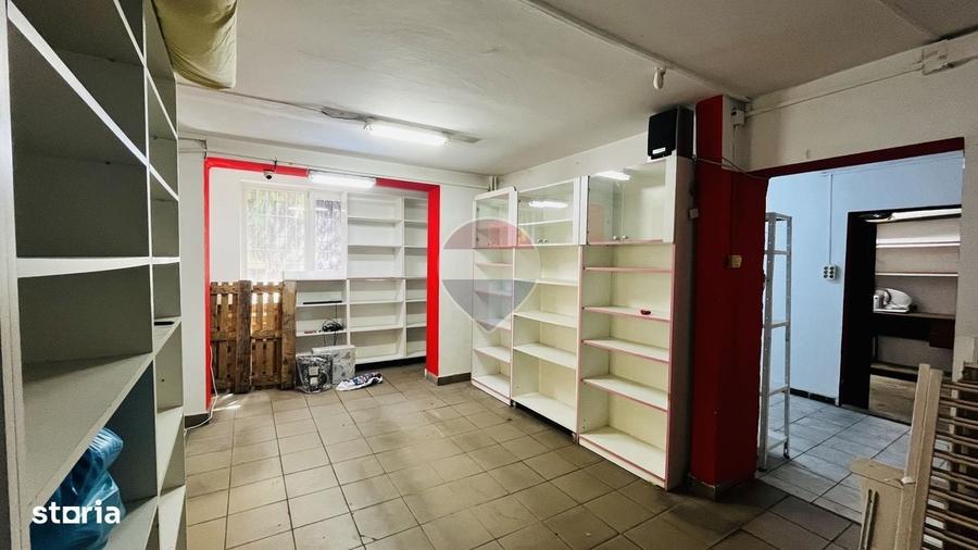 Spațiu comercial, de 61 mp, în Dacia