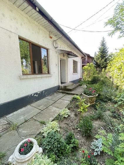 Casă individuală cu 3 camere cu Canalizare în Girocului