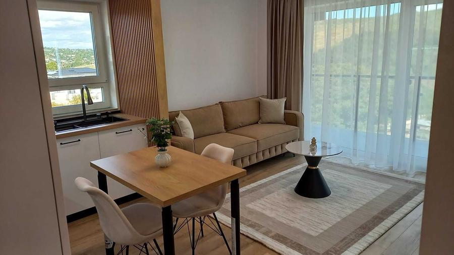 Apartament cu 2 camere decomandat în Alexandru cel Bun