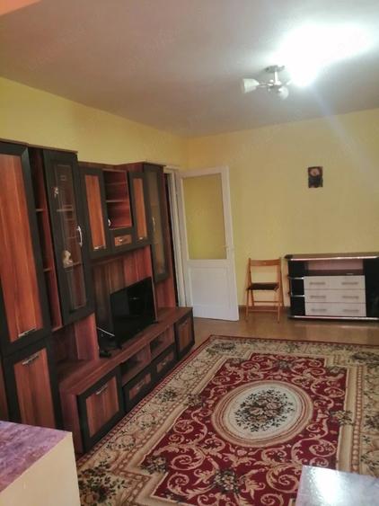 Apartament cu 2 camere semidecomandat în Zimbru