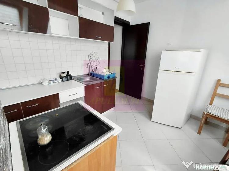 Apartament cu 2 camere nedecomandat în Vitan