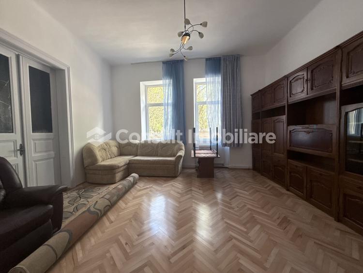 Duplex cu 4 camere cu Canalizare în Gruia