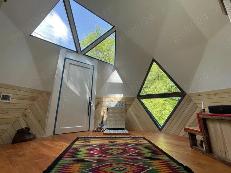 Casă cu 3 camere cu Teren 1700 Mp în Băile Herculane