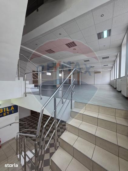 Spațiu comercial, de 550 mp, în Ultracentral