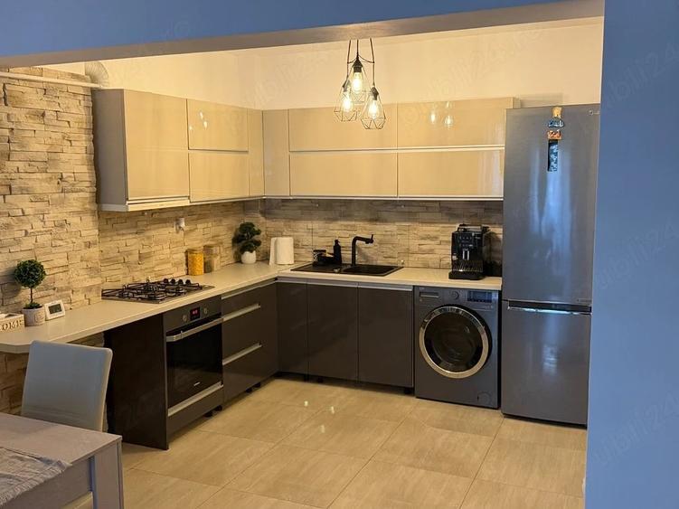 Apartament cu 2 camere decomandat în Iris