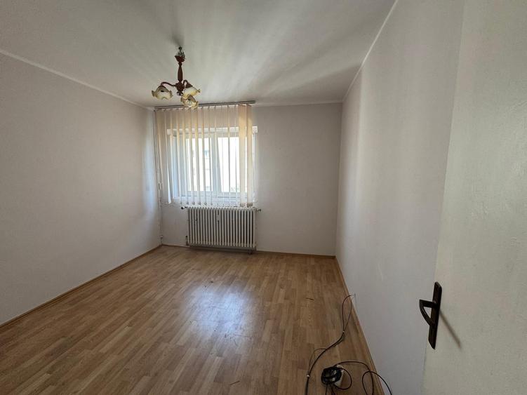 Apartament cu 2 camere circular în Drumul Taberei