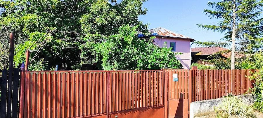 Casă cu 2 camere cu Teren 830 Mp în Bulbucata