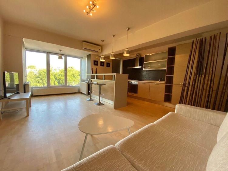 Apartament cu 2 camere decomandat, mobilat în Floreasca
