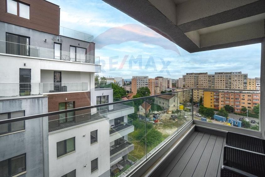 Apartament cu 3 camere decomandat în Blumăna