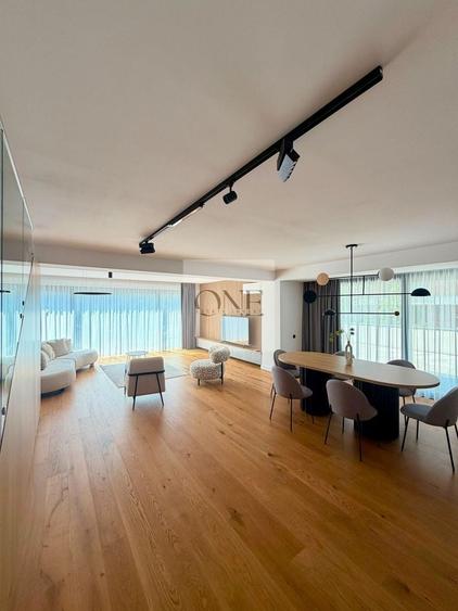 Apartament cu 4 camere decomandat, mobilat în Drumul Poienii