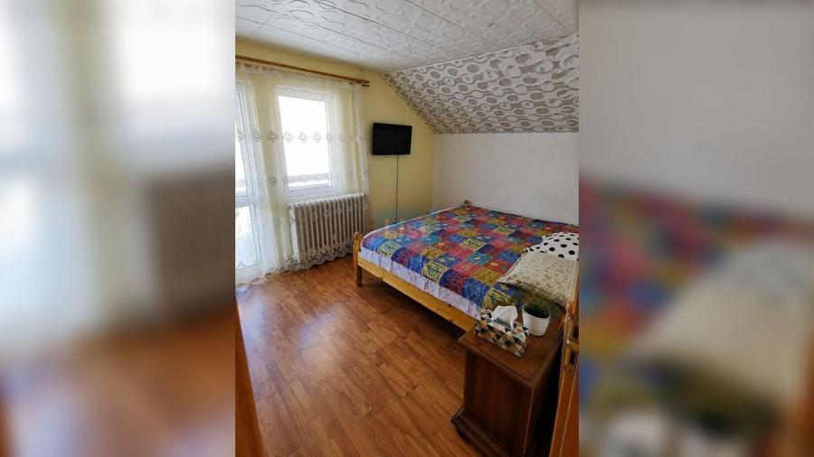 Casă cu 4 camere cu Teren 9272 Mp în Vama