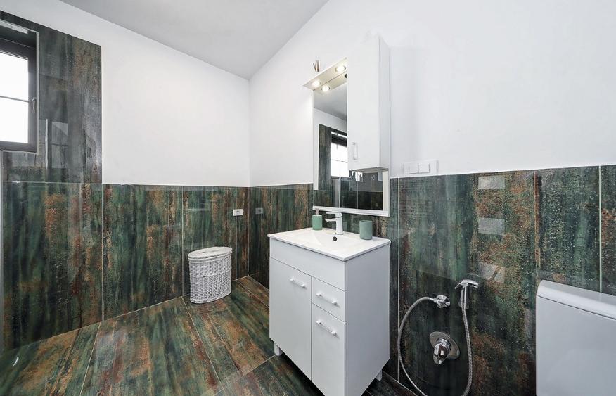 Casă individuală cu 5 camere cu Teren 1200 Mp în Prejmer