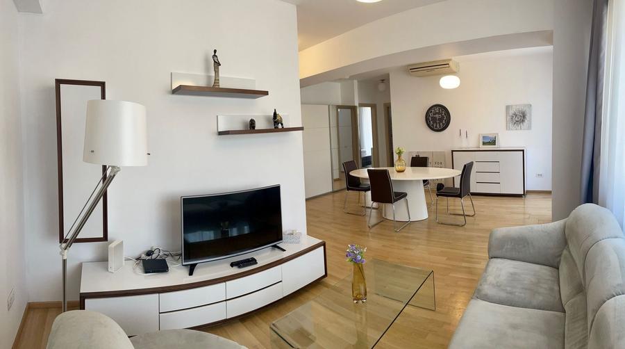 Apartament cu 3 camere decomandat, mobilat în Herăstrău