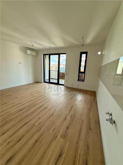 Apartament cu 3 camere decomandat în Torontalului