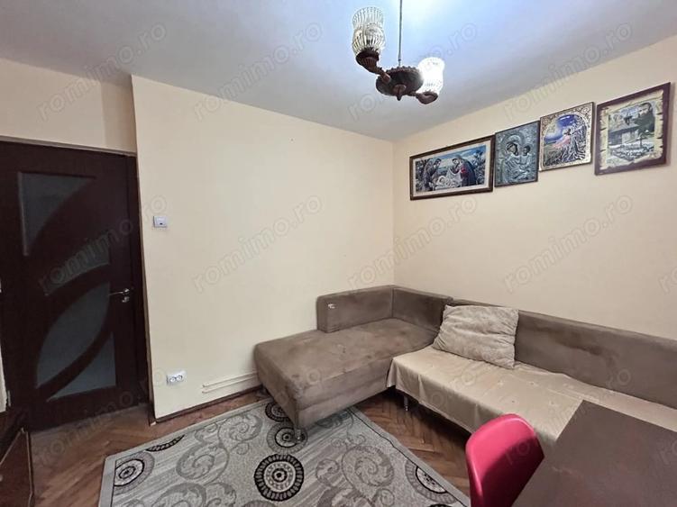 Apartament cu 2 camere decomandat în Podgoria