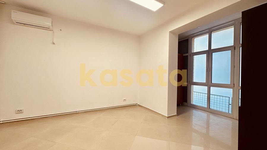 Apartament cu 3 camere decomandat în Herăstrău
