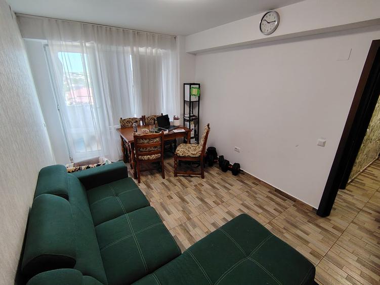 Apartament cu 2 camere decomandat în Cug