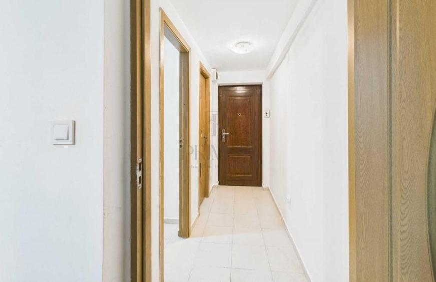 Garsonieră decomandată în Dâmbovița