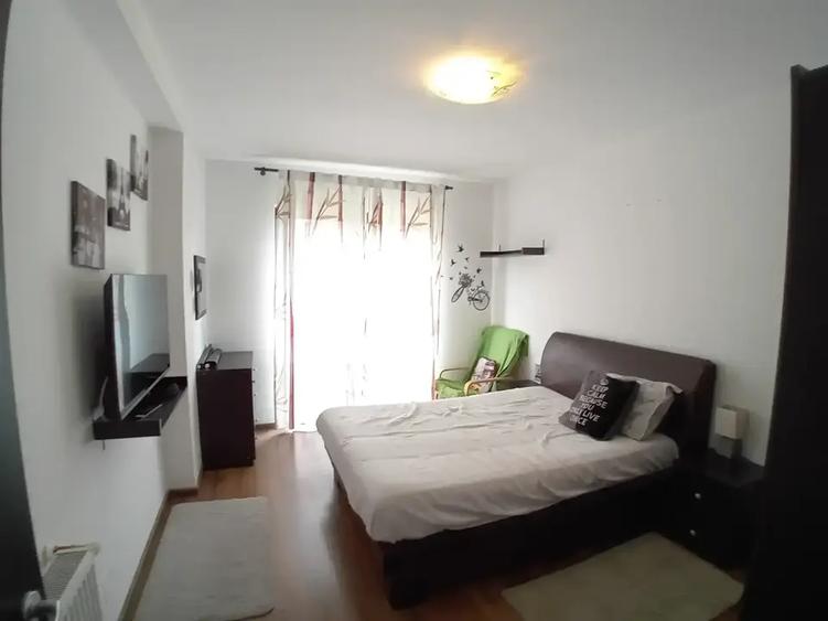 Duplex cu 6 camere cu Canalizare în Mogoșoaia