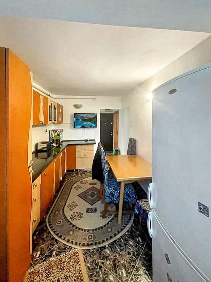 Apartament cu 3 camere decomandat, mobilat în Crihala